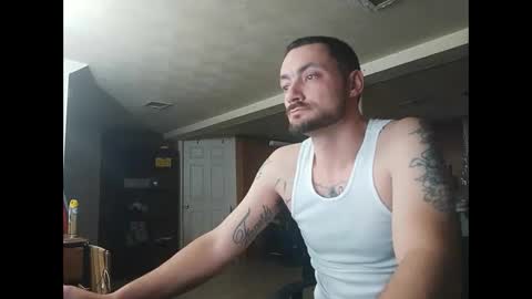 Snapshot of klou502 chatting on 8, 1, 2025 LOUiViLAN online show from 8, 1, 2025