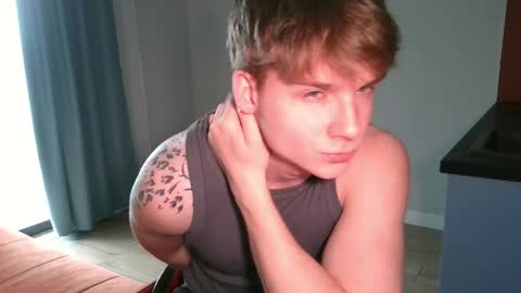 Snapshot of knotsiemens chatting on 20, 5, 2026 Adam online show from 20, 5, 2026