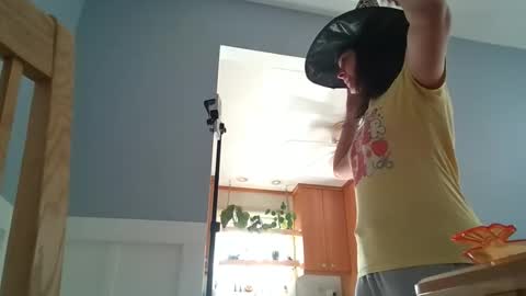 Snapshot of ko_rides chatting on 1, 11, 2025 ko_rides online show from 1, 11, 2025