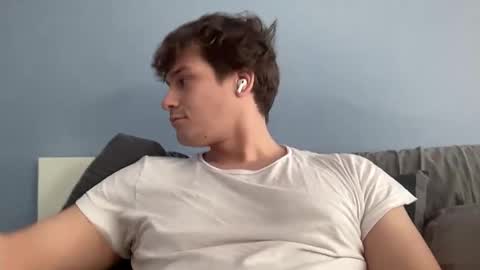 kobeberto online show from 7, 2, 2026