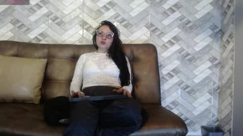 Snapshot of koko15_ chatting on 19, 5, 2026 Koko online show from 19, 5, 2026