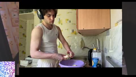 Snapshot of kolyakayne chatting on 23, 4, 2026 Kolya Kayne online show from 23, 4, 2026