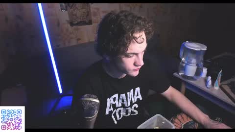 Snapshot of kolyakayne chatting on 28, 4, 2026 Kolya Kayne online show from 28, 4, 2026