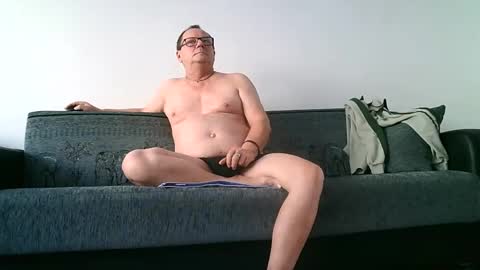 Snapshot of komputer123456789 chatting on 30, 12, 2024 Bogdan online show from 30, 12, 2024