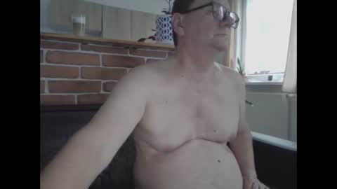 Snapshot of komputer123456789 chatting on 15, 3, 2026 Bogdan online show from 15, 3, 2026