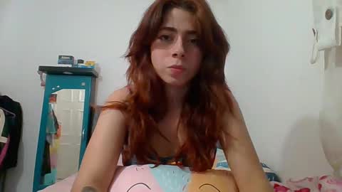 Snapshot of koneko_girl chatting on 4, 11, 2025 caroline online show from 4, 11, 2025