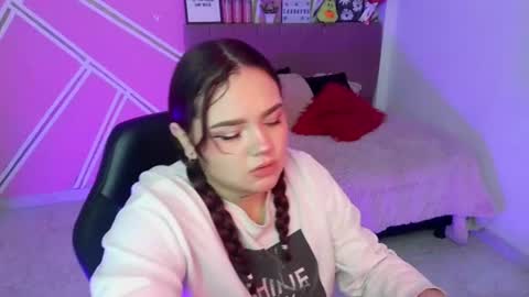 Snapshot of koning_moretti chatting on 11, 7, 2026 camila online show from 11, 7, 2026