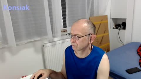 Snapshot of konsiak chatting on 15, 6, 2026 Komsiak online show from 15, 6, 2026