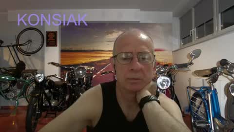 Snapshot of konsiak chatting on 23, 6, 2026 Komsiak online show from 23, 6, 2026
