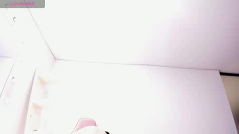 Koral Cuz online show from 3, 2, 2026