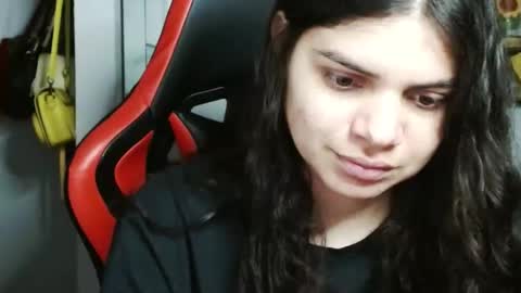 Karoll online show from 8, 1, 2025