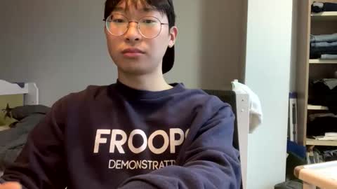 koreantwiink online show from 11, 1, 2026