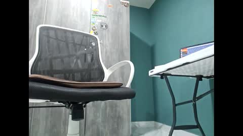 Snapshot of koto420 chatting on 4, 3, 2025 Koto Bombon online show from 4, 3, 2025