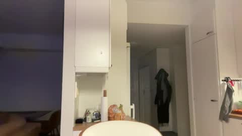 kovapoika online show from 27, 10, 2025