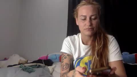 koyoteej online show from 14, 1, 2026