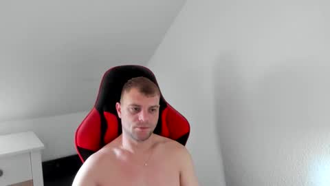 Snapshot of kozik1992 chatting on 5, 4, 2026 Bartek online show from 5, 4, 2026