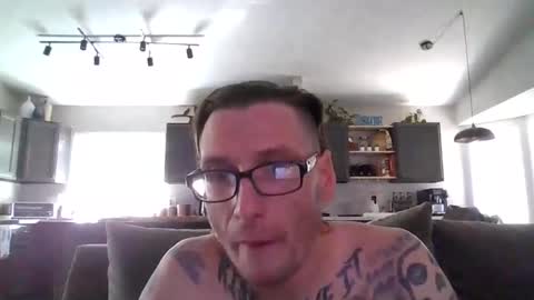 Snapshot of krasher2313 chatting on 1, 3, 2025 hard hung horny online show from 1, 3, 2025