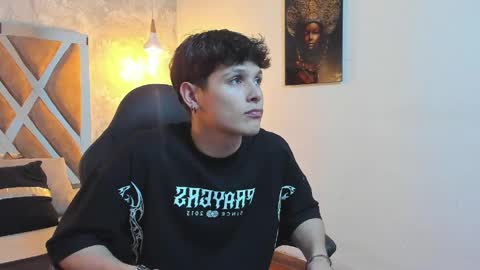 Snapshot of kraven_lust chatting on 19, 4, 2026 Kraven online show from 19, 4, 2026