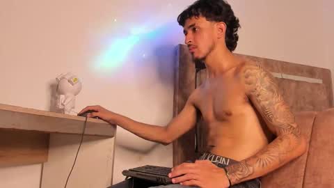 Snapshot of kriss_edwards chatting on 24, 2, 2026 Kriss online show from 24, 2, 2026