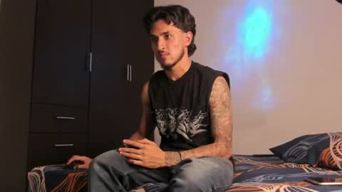 Snapshot of kriss_edwards chatting on 24, 6, 2026 Kriss online show from 24, 6, 2026