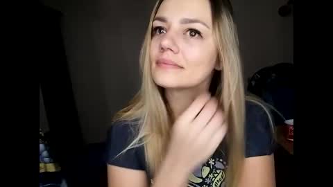 Snapshot of krisssexi chatting on 18, 12, 2024 KrissSexi online show from 18, 12, 2024