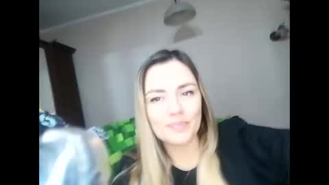 Snapshot of krisssexi chatting on 13, 1, 2025 KrissSexi online show from 13, 1, 2025