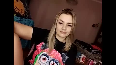 Snapshot of krisssexi chatting on 12, 2, 2025 KrissSexi online show from 12, 2, 2025