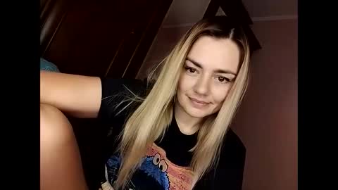 Snapshot of krisssexi chatting on 20, 9, 2025 KrissSexi online show from 20, 9, 2025