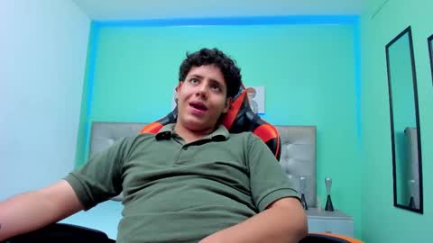 Snapshot of krist_palma chatting on 12, 2, 2025 krist_palma online show from 12, 2, 2025