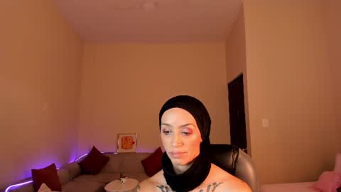 Snapshot of kristen_garner chatting on 1, 7, 2026 Sophia online show from 1, 7, 2026