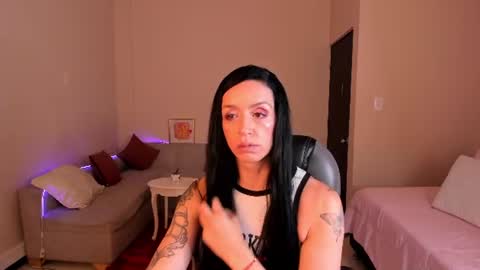 Snapshot of kristen_garner chatting on 9, 7, 2026 Sophia online show from 9, 7, 2026