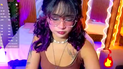 kristen_tay online show from 16, 7, 2026