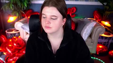 kristifoxy online show from 13, 2, 2026