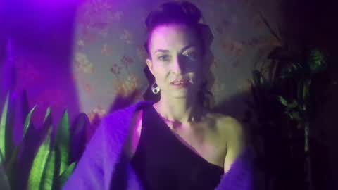 Snapshot of kristinagold44 chatting on 4, 12, 2024 Kristina online show from 4, 12, 2024
