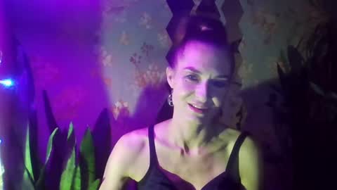 Snapshot of kristinagold44 chatting on 16, 12, 2024 Kristina online show from 16, 12, 2024