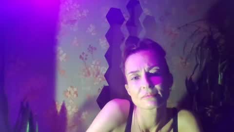 Snapshot of kristinagold44 chatting on 1, 2, 2025 Kristina online show from 1, 2, 2025