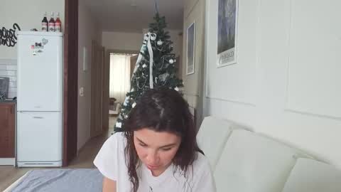 Snapshot of kristinedean chatting on 14, 12, 2025 Kristi online show from 14, 12, 2025