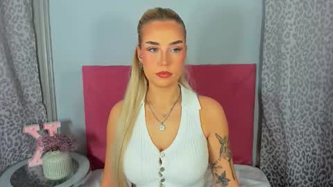 KristyFlowers online show from 15, 2, 2026