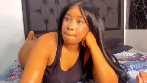 Snapshot of krixtybrown chatting on 18, 2, 2025 krixty online show from 18, 2, 2025