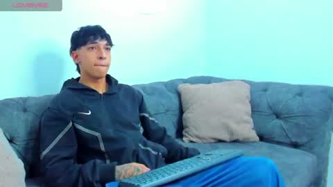 Snapshot of kroywave chatting on 29, 6, 2026 Kroy Wave Muscle Tattoos Latino online show from 29, 6, 2026