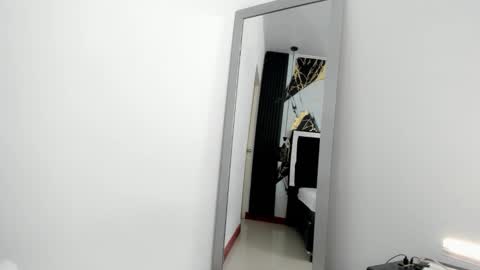 krykz_ online show from 4, 12, 2025