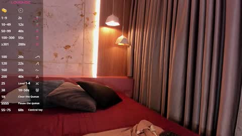 Snapshot of krystalswift_ chatting on 7, 1, 2026 krystalswift_ online show from 7, 1, 2026