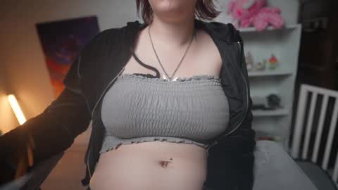 Snapshot of krystalsyxx chatting on 2, 3, 2025 Krystal Syx online show from 2, 3, 2025