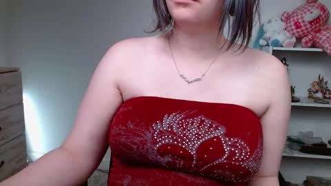 Snapshot of krystalsyxx chatting on 6, 6, 2026 Krystal Syx online show from 6, 6, 2026