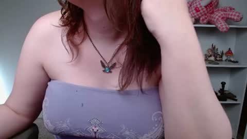 Snapshot of krystalsyxx chatting on 13, 6, 2026 Krystal Syx online show from 13, 6, 2026