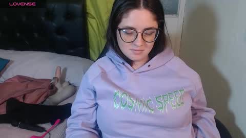 Snapshot of kryystaladams chatting on 14, 4, 2026 kryystaladams online show from 14, 4, 2026