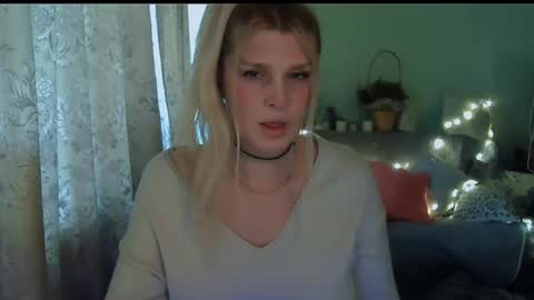 Snapshot of kudesnizza chatting on 24, 2, 2025 Annika MTF ts post -op online show from 24, 2, 2025