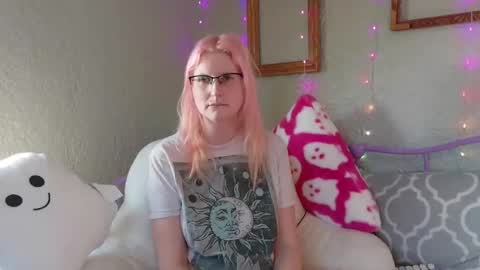 Snapshot of kunzitegoddess chatting on 3, 5, 2026 Samantha online show from 3, 5, 2026