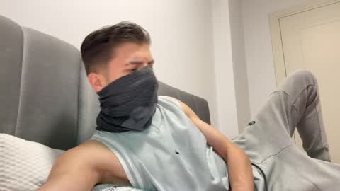 Snapshot of kurdishbbc chatting on 12, 4, 2026 Semih yilmaz online show from 12, 4, 2026