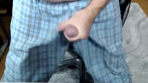 Snapshot of kwib34 chatting on 4, 12, 2025 kwib34 online show from 4, 12, 2025